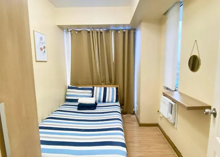 Azure View 2bedroom Aparthotel Manila