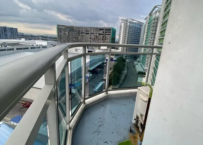 Aparthotel Azure View 2bedroom 4*